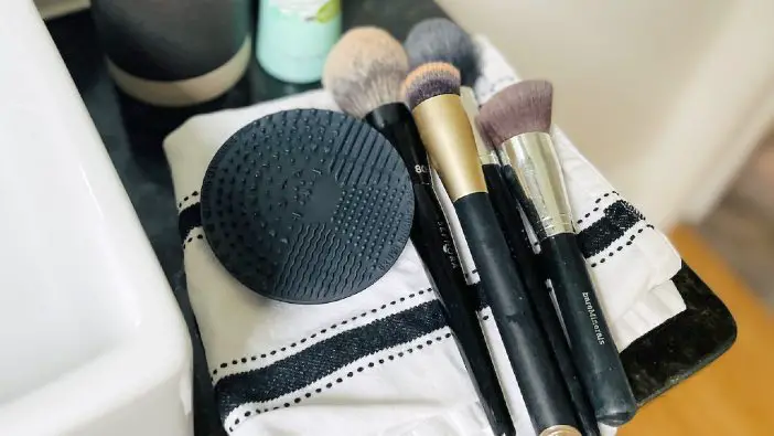 makeup cleaning pad