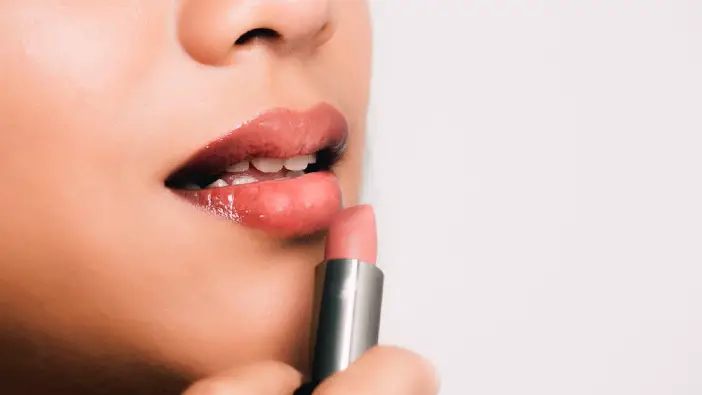 best lipstick for brown skin