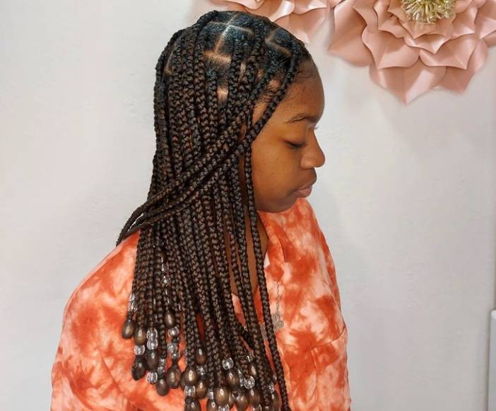 brown knotless braid with bead-africana fashion