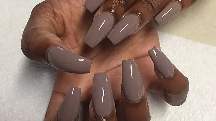 nail polish dark skin