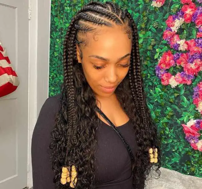 See 18 Alluring Knotless Braids With Beads Hairstyles - Africana Fashion