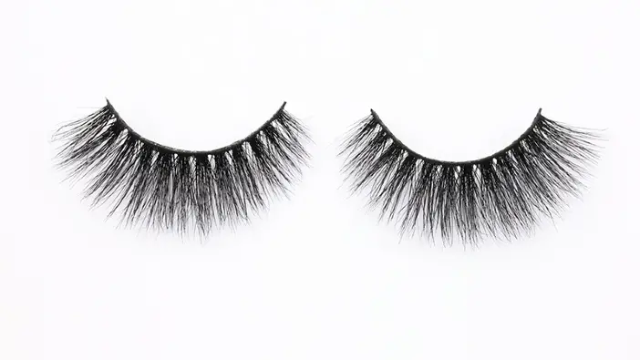 strip eyelash extensions- africana fashion