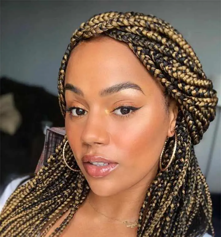 box braids twist to the side