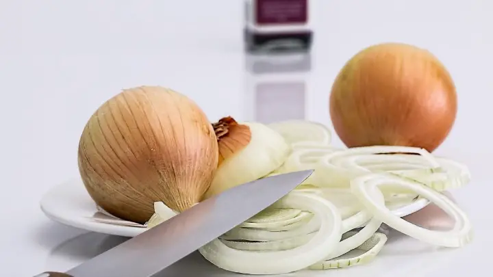 onion juice to grow hair