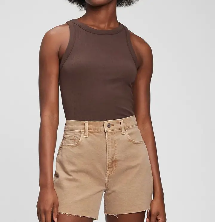 khaki shorts